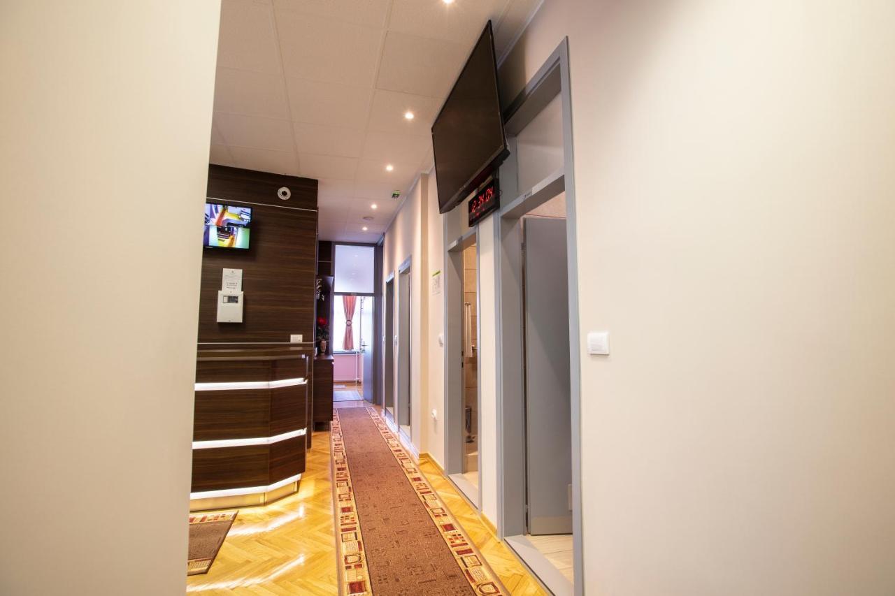 Hostel Amd Βελιγράδι Εξωτερικό φωτογραφία