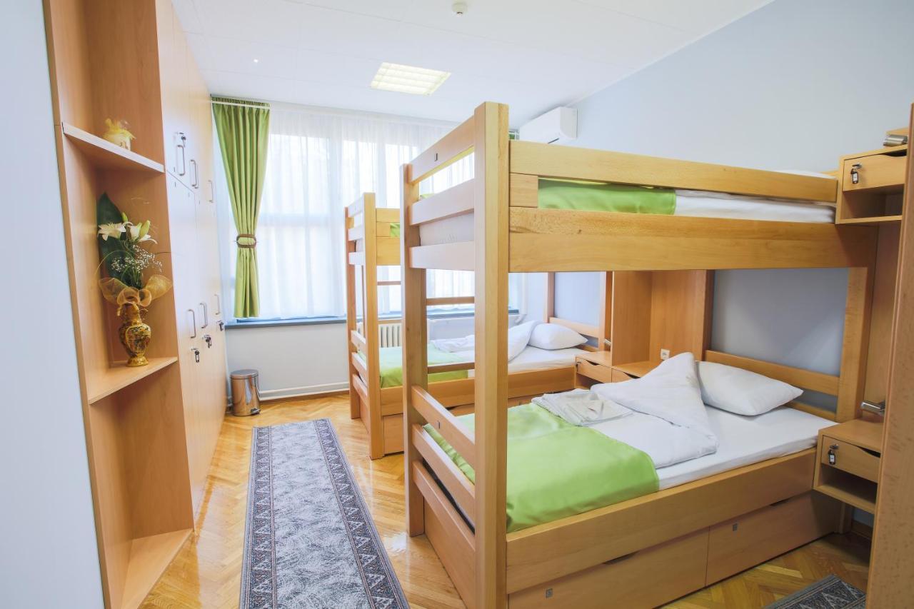 Hostel Amd Βελιγράδι Εξωτερικό φωτογραφία